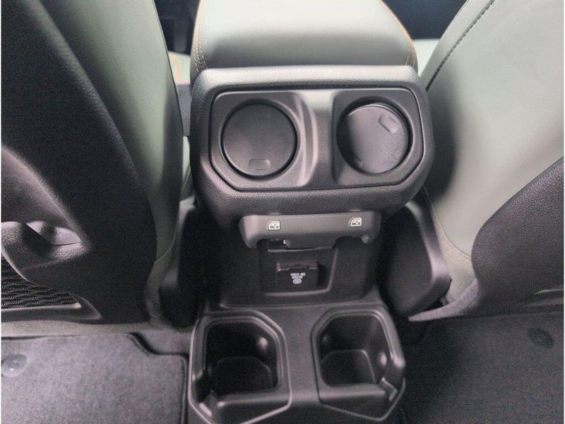 New 2025 Jeep Gladiator Mojave 4x4Image 34