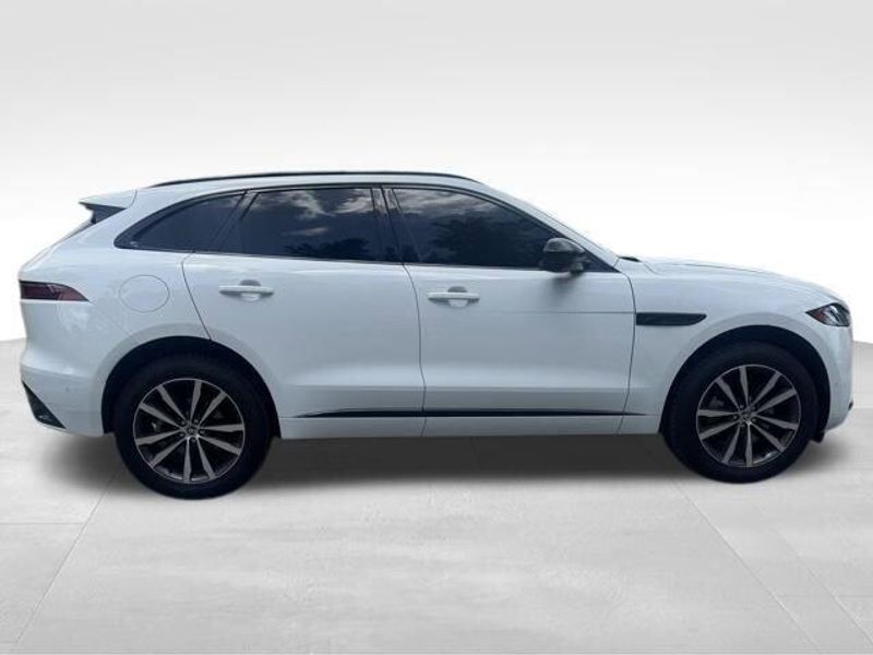 2025 Jaguar F-PACE R-Dynamic S