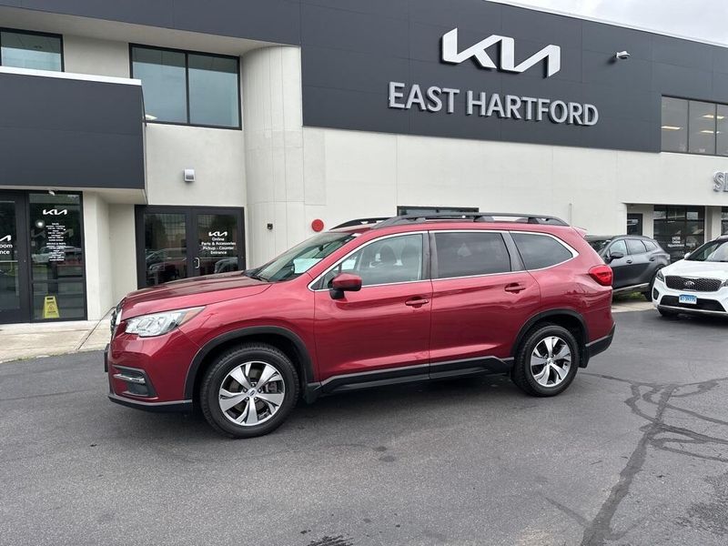 Used 2019 Subaru Ascent PremiumImage 1
