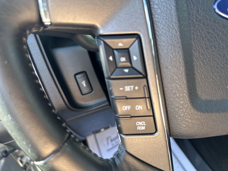 Used 2017 Ford Expedition PlatinumImage 33