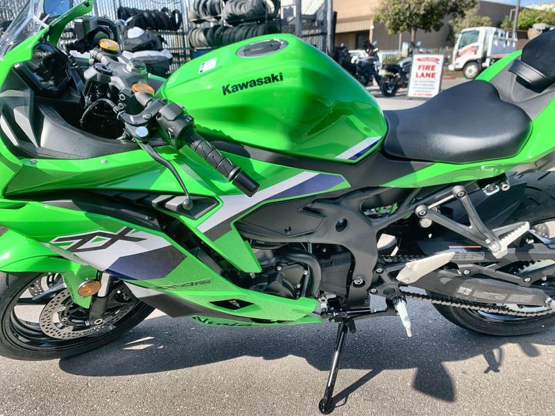 New 2026 Kawasaki NINJA ZX-4RR ABS Image 12