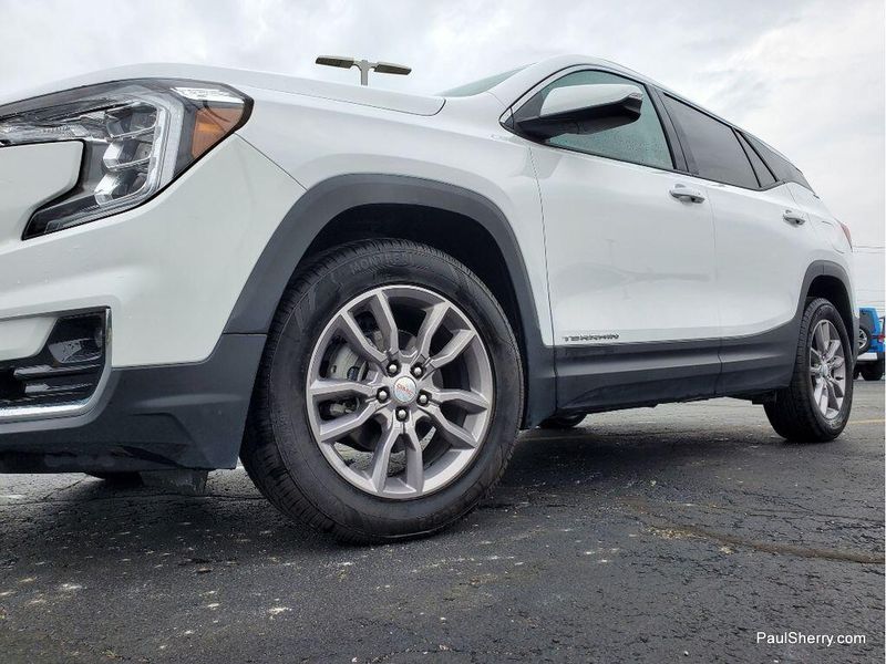 2024 GMC Terrain SLTImage 7