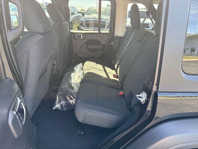 2025 Jeep Wrangler 4-door Sport S