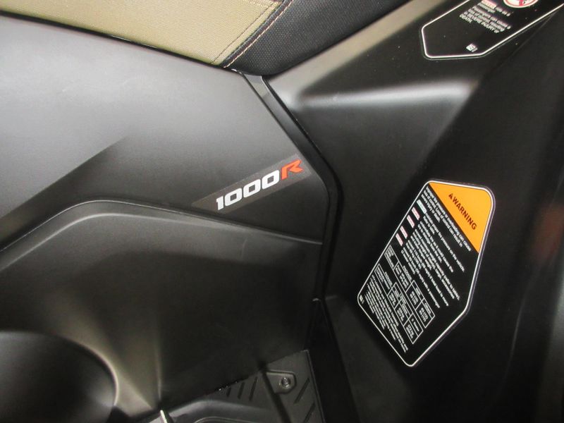 NEW 2026 CAN-AM OUTLANDER X MR 1000R Image 17
