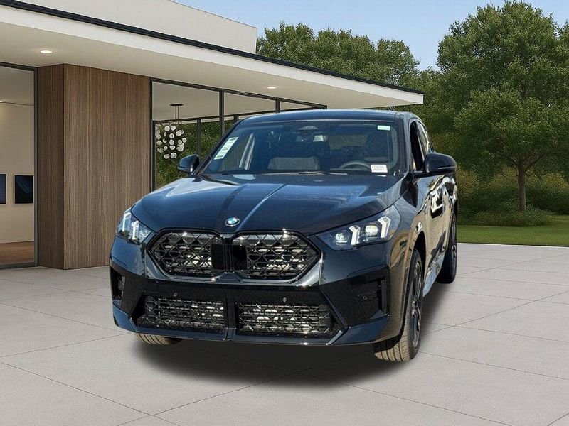 New 2026 BMW X2 xDrive28iImage 3