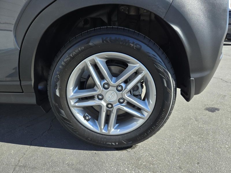 Used 2020 Hyundai Kona SE Auto AWD