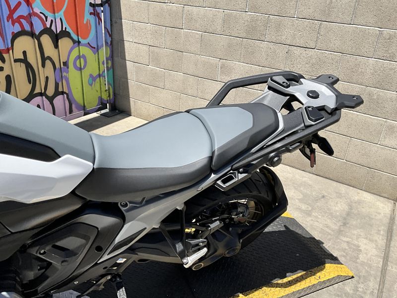 New 2025 BMW R 1300 GS Image 13