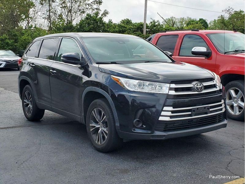 Used 2019 Toyota Highlander LE