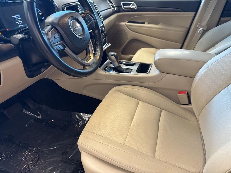2022 Jeep Grand Cherokee WK Laredo E