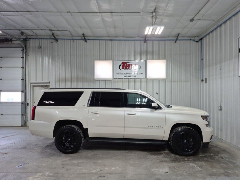 2015 Chevrolet Suburban 1500 LTImage 1