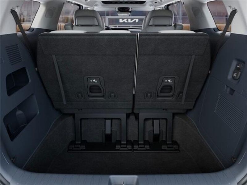 2025 Kia Carnival Hybrid SX PrestigeImage 19