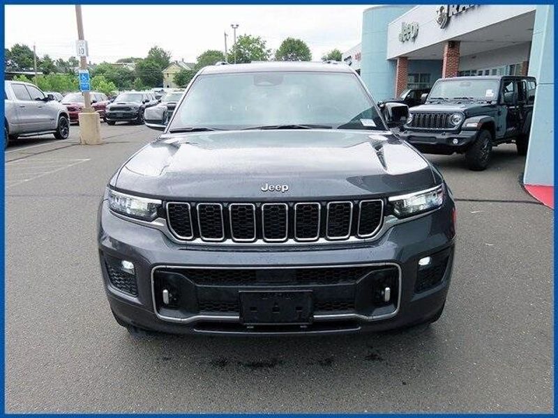 2022 Jeep Grand Cherokee L OverlandImage 3