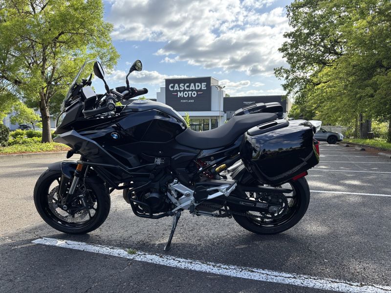 2022 BMW F 900 XR 