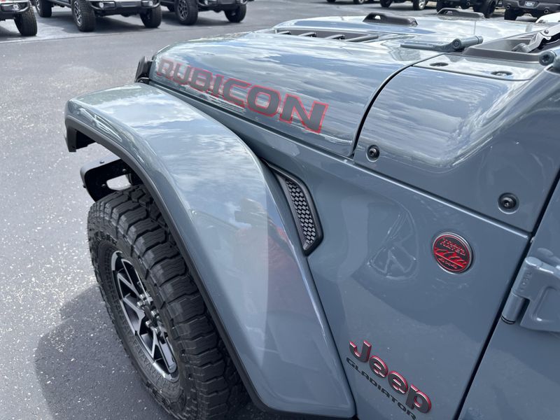 New 2025 Jeep Gladiator Rubicon X 4x4Image 14