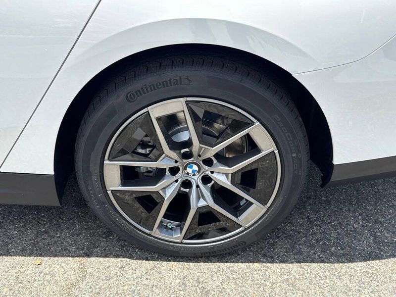 New 2027 BMW 5 Series 530iImage 14