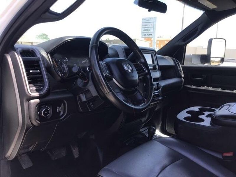Used 2022 RAM 3500 TradesmanImage 8
