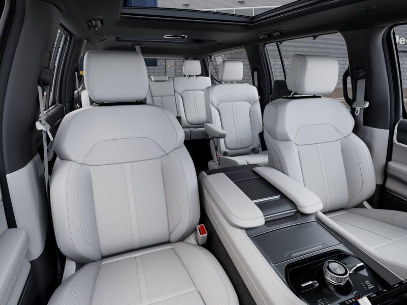 2026 Jeep Grand Wagoneer L Summit Obsidian 4x4