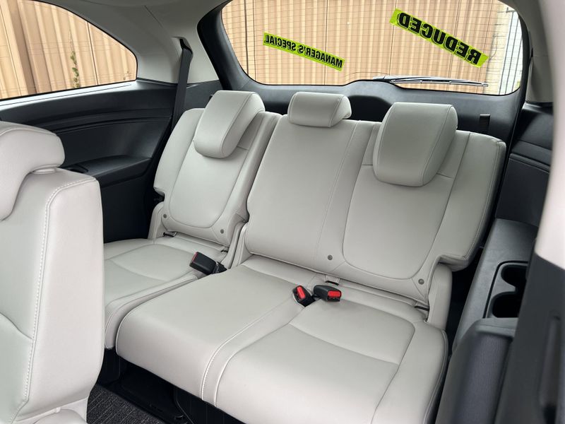 2025 Honda Odyssey EX-LImage 18