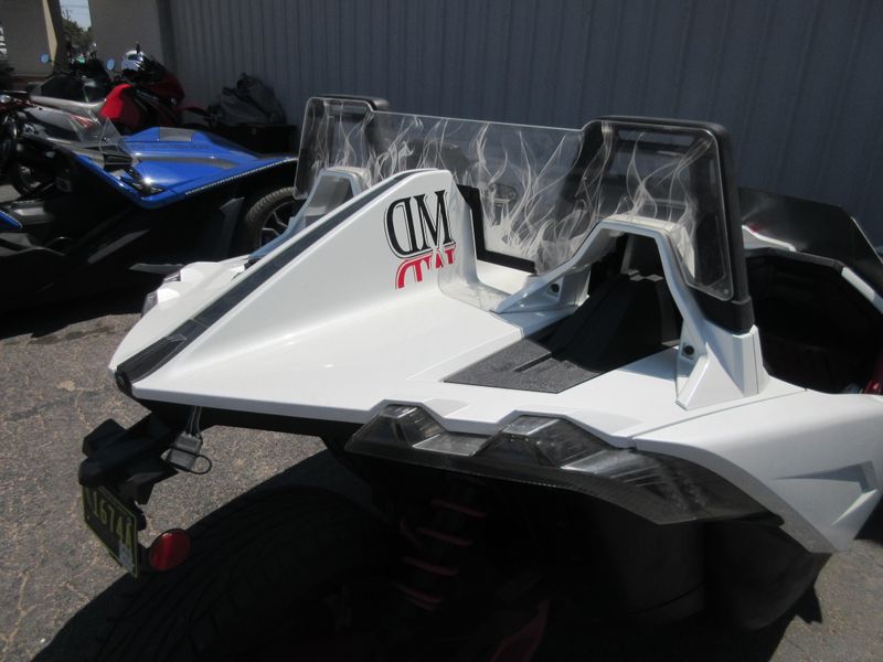 USED 2016 POLARIS SLINGSHOT SL Image 9