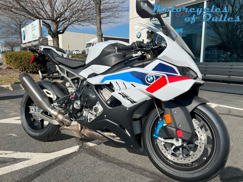 2025 BMW S 1000 RR Image 2