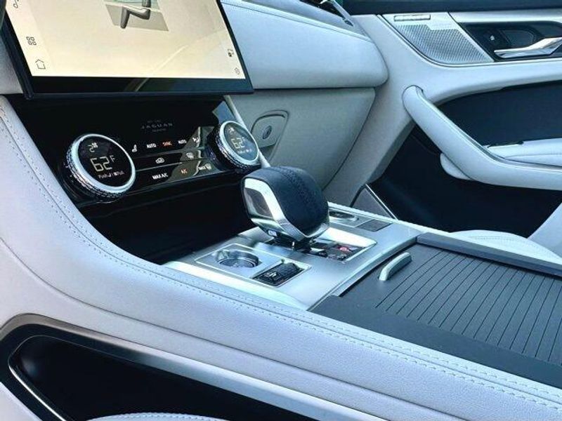 2026 Jaguar F-PACE R-Dynamic S