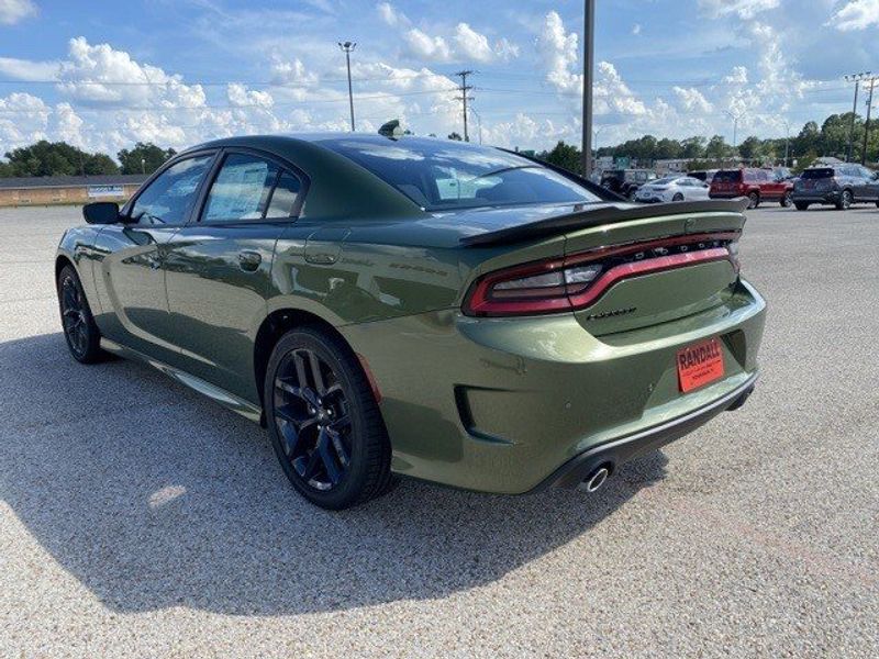 2022 Dodge Charger Gt RwdImage 5