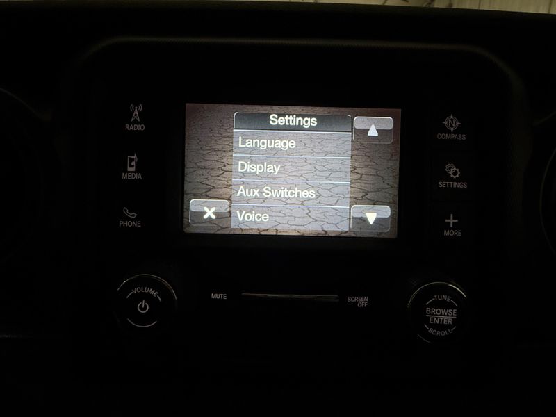 Used 2019 Jeep Wrangler Unlimited SportImage 33