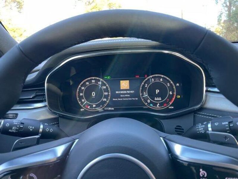 2024 Jaguar XF R-Dynamic SE