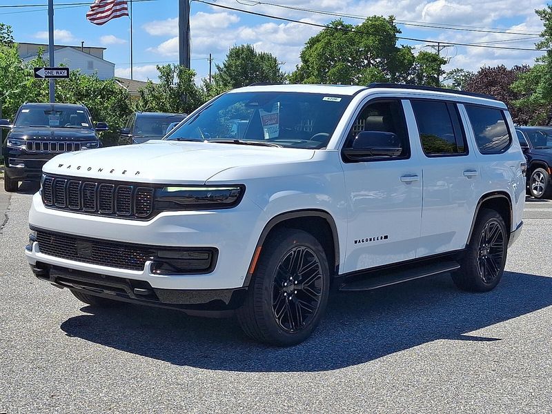 2025 Jeep Wagoneer Carbide photo 2