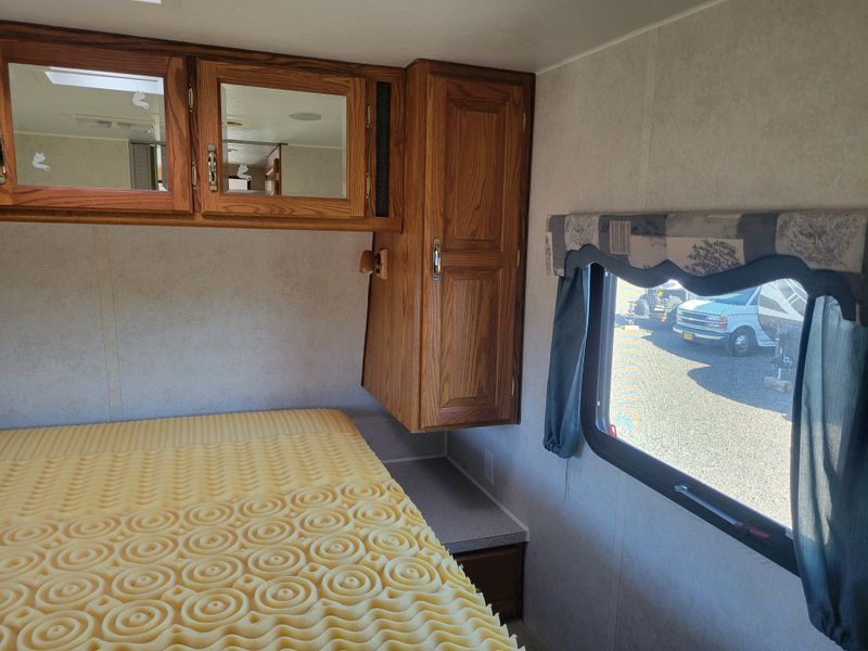 Used 2004 NORTHWOOD MFG Arctic Fox 27-5LImage 23