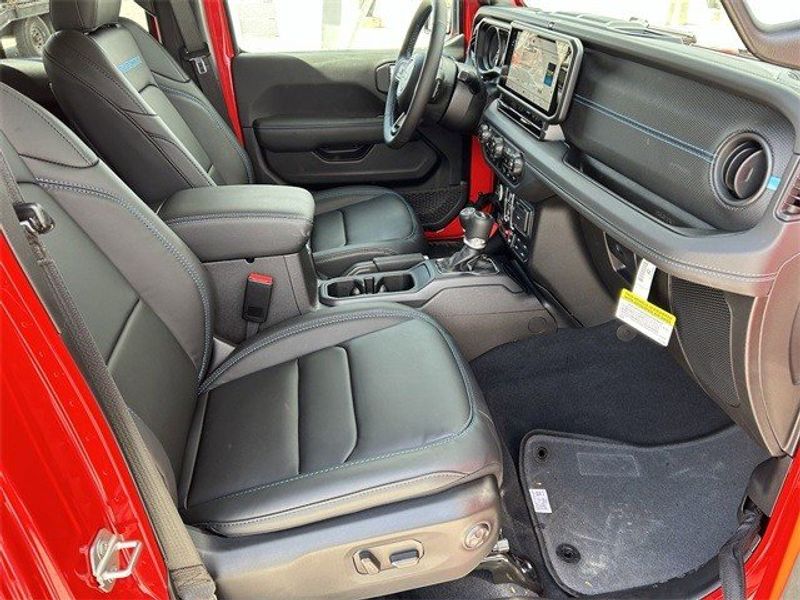 2024 Jeep Wrangler 4-door Rubicon X 4xeImage 8