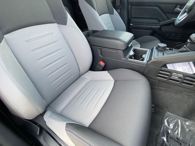2025 Toyota Tacoma TRD Off RoadImage 11