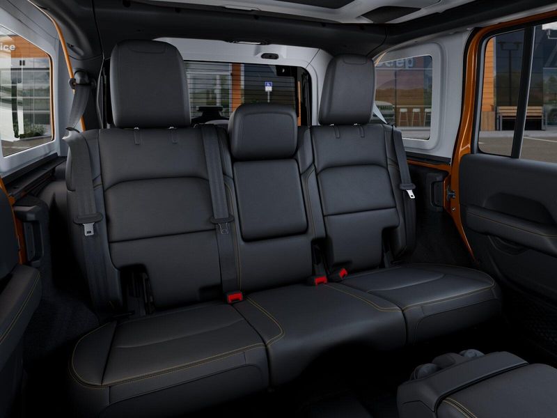 New 2026 Jeep Wrangler 4-door SaharaImage 41