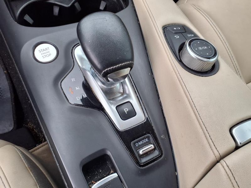 Used 2019 INFINITI QX50 LuxeImage 24