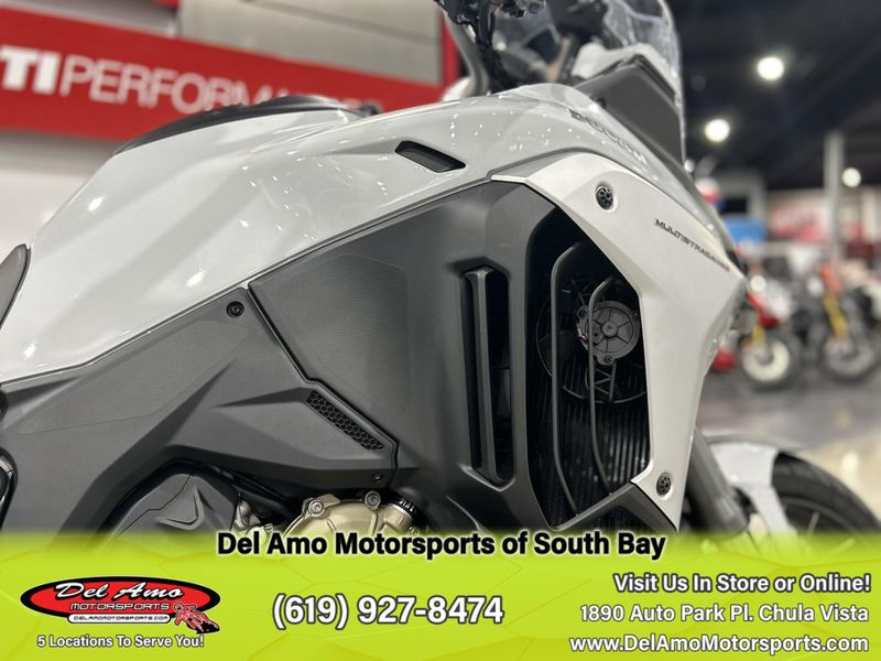 2024 Ducati MULTISTRADA V4 S TRAVEL & RADAR SPOKED WHEELS Image 19