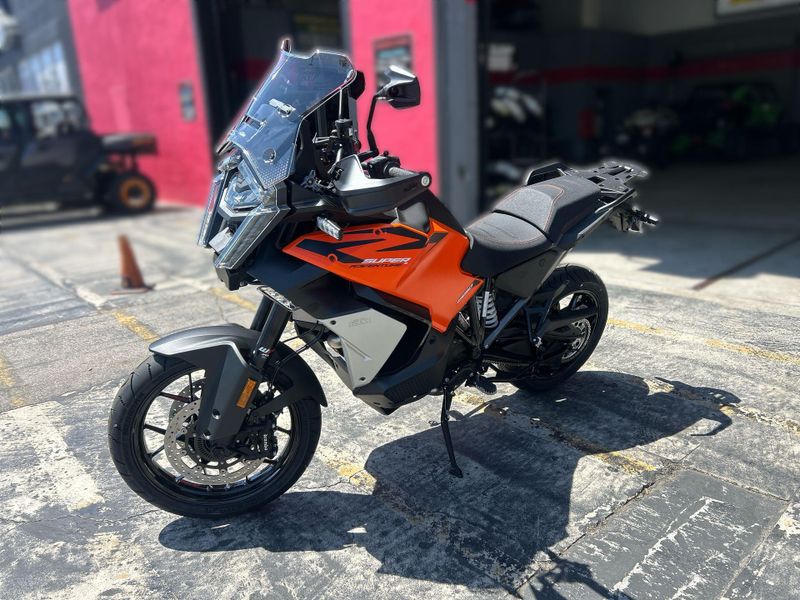 New 2027 KTM 1390 SUPER ADVENTURE S EVO Image 20