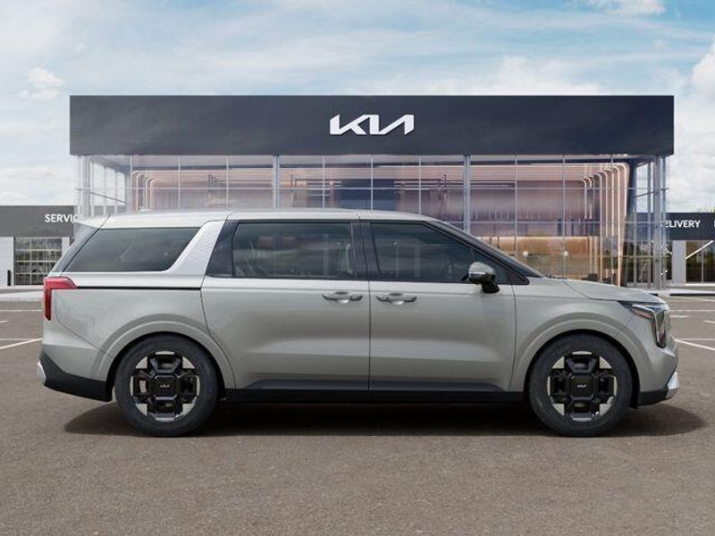 New 2026 Kia Carnival EXImage 8