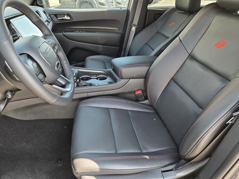 New 2026 Dodge Durango Gt Plus Awd Hemi V8