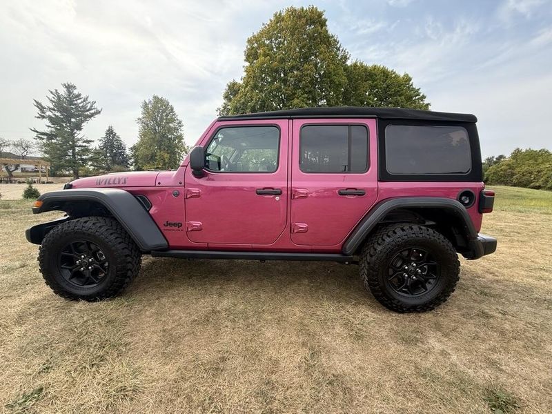 2024 Jeep Wrangler Willys photo 6