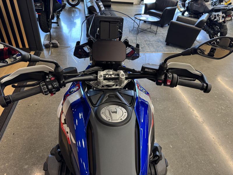 2025 BMW R 1300 GS - TROPHY - RACING BLUE METALLIC 