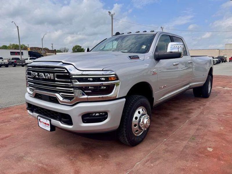 New 2026 RAM 3500 Laramie Crew Cab 4x4 8