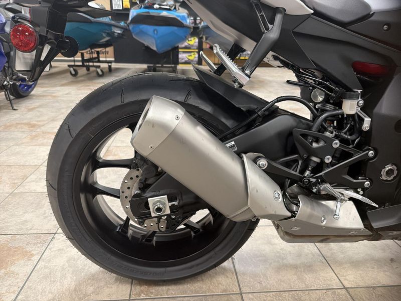 New 2026 Yamaha YZF-R1 70TH ANNIVERSARY EDITION Image 21