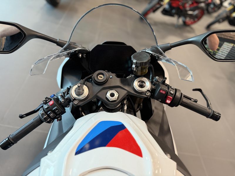 2025 BMW S 1000 RRImage 3
