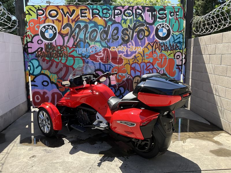 New 2025 Can-Am SPYDER F3 LIMITED Image 7