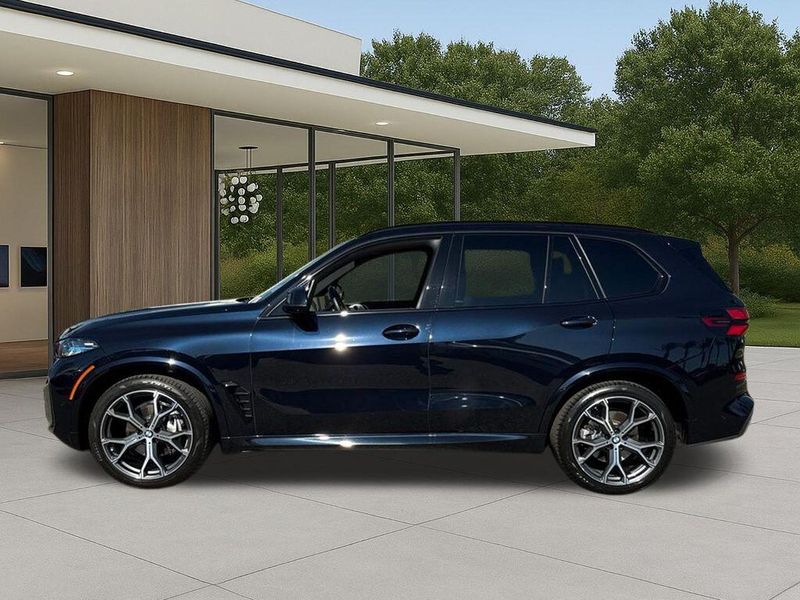 Used 2024 BMW X5 xDrive40iImage 13