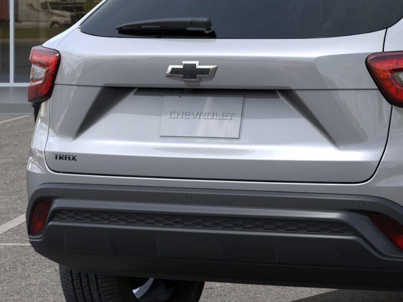 New 2025 Chevrolet Trax LSImage 14