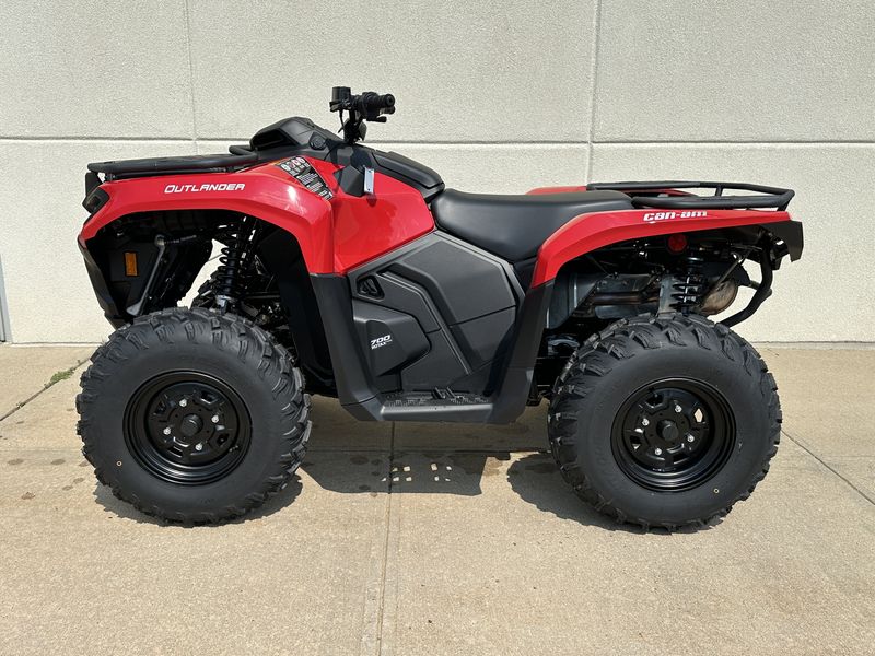 2024 Can-Am OUTLANDER 700Image 2