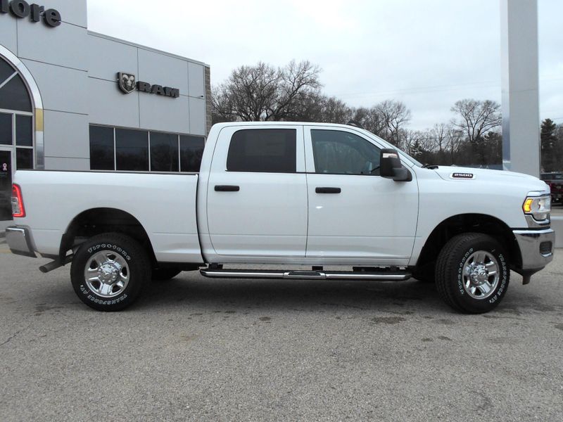 2024 RAM 2500 Tradesman Crew Cab 4x4 6