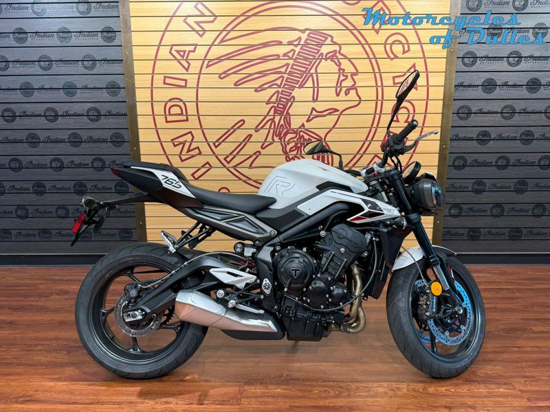 2025 Triumph Street Triple 765 R Image 1