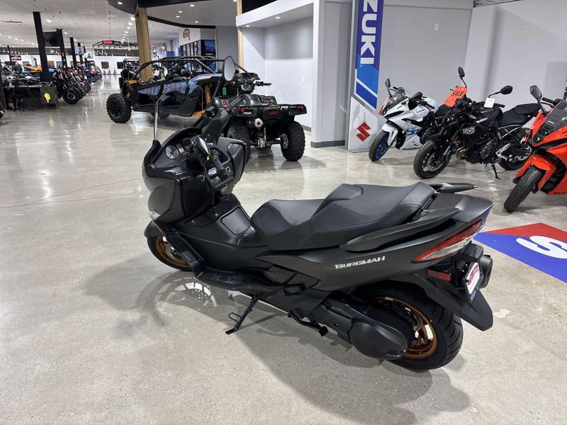 New 2027 Suzuki BURGMAN 400 Image 13